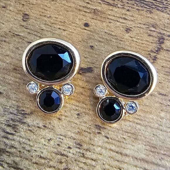 Vintage Clip On Earrings Gold Tone w/ Black Stones Studs - Picture 1 of 4